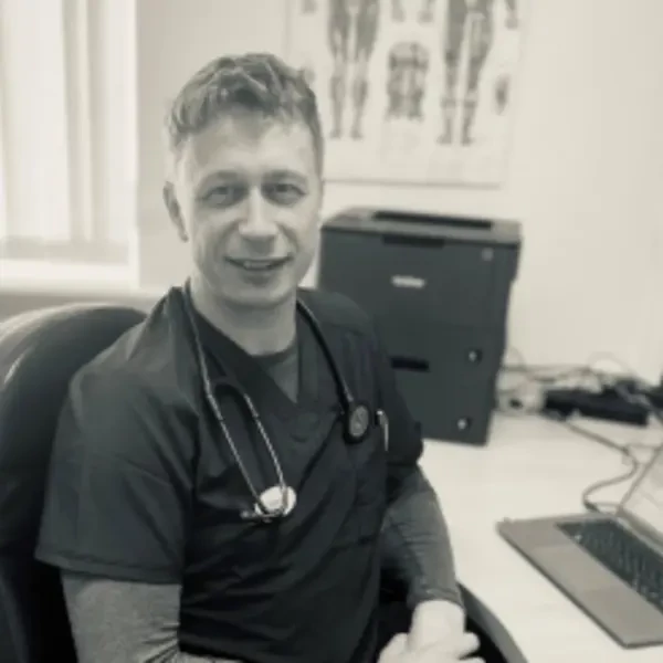 Dr Chris Richards